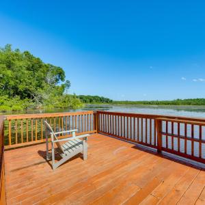 Brand-New Perry House with Kayaks and Lake Access