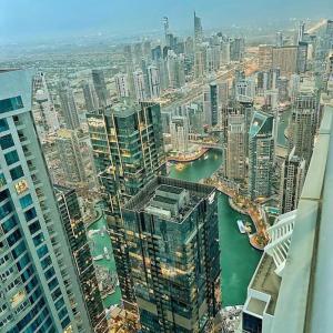Skyview Haven 2BR & Ocean Breeze