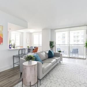 2BR Luxury Apartment Near DC & Airport