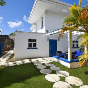 3 min walk to beach - Blue Waters Apt 2 apts by Bluescape