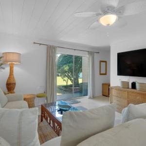 Summerhouse 14 by Newman-Dailey