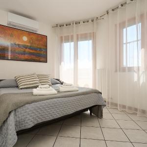 -LUMINOSA 5 STARS WITH BALCONY- Wifi Netflix 15 minutes from Duomo