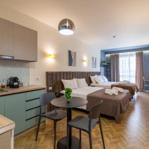 Luxury Suite Studio City Centre