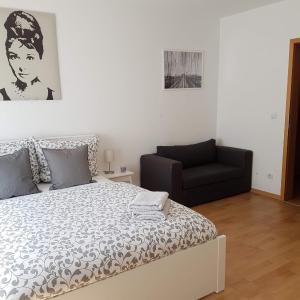 Studio Dresden Neustadt & parking