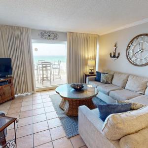 Beach House 201C- by Holiday Isle Properties