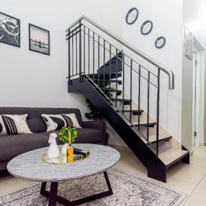 AYA Luxury Loft