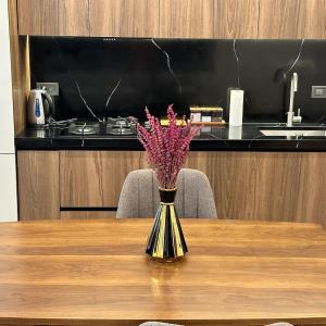 MODERN One Bedroom Apartment in YEREVAN,Centre,Open Balcony