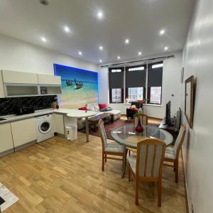 City Centre - 2 Bed Apartment