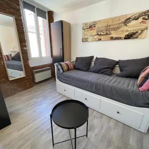 Superbe studio, NEUF, st Cyprien