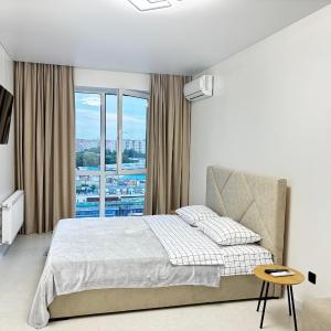 Dream town Apartaments біля залізничного вокзалу