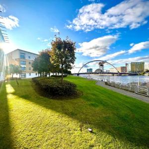 Cosy Riverside Home SECC Hydro