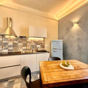 Hostdomus-Acquamarina Suite - Seafront apartment - BIKE ROOM