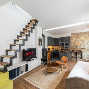 Amazing loft in the vibrant area near the famous Bastille's Place