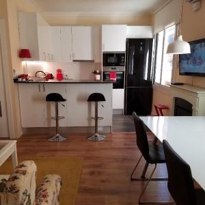 Apart 2 bedrooms 2 bathroom 30 nigth min WiFi washmachime elevator AC heather
