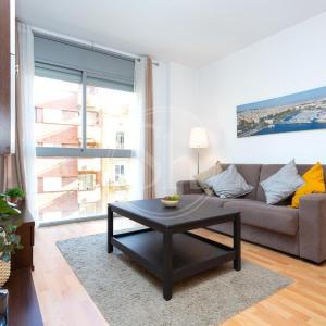 Cosy apartment next to Sagrada Familia I