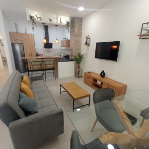 Apartamento moderno junto a estación de tren