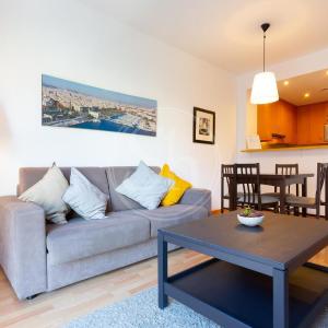 Cosy Apartment next to Sagrada Familia V