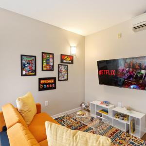 Artistic Studio in Downtown SM with Breathtaking Skyline View