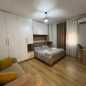 Starlight Downtown Apartment