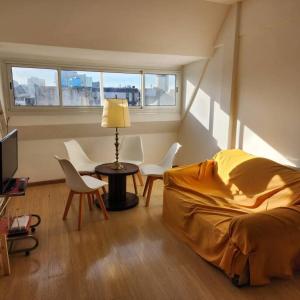 Duplex Av Santa Fe y 9 de Julio