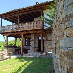 LITTLE BIRD Residency - Luxury Guesthouses in Leshten