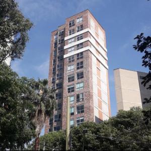 San Peter Aparta Suite en La 70 Laureles
