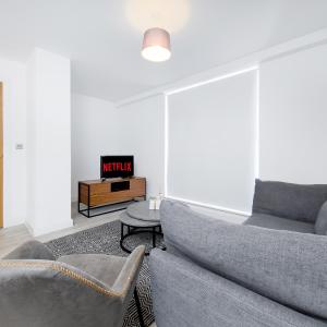 Luxury 2-Bed Apartment in Salford Quays 10 min to Manchester & MediaCity