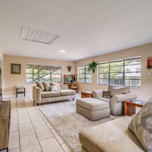 1 Mi to Robins AFB Family-Friendly Home!