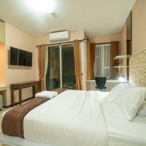 2BR at central city view Thamrin residence Netflix