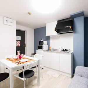 Super close to Dotonbori! Great location room#301