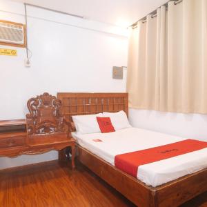 RedDoorz at Prince Hotel near NAIA T1
