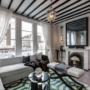 Beautiful & Luxurious 3 bed home, with amazing terrace