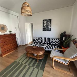 Bohemian Cozy Flat, with terrace 24h available, self- check in
