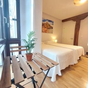 Habitación en apartamento con zonas comunes compartida HSJG
