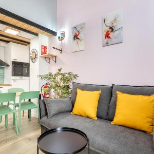 Marie Curie Flats, Lovely Loft