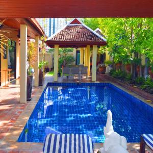 4 Bed Villa Private Pool and BBQ Jomtien Beach