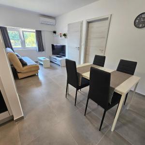 Apartma Bertoki