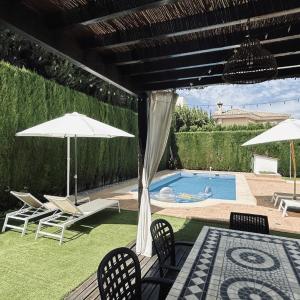 Extraordinaria Villa con piscina y chimenea