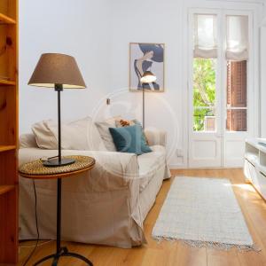 Cozy apartment near Sagrada Familia
