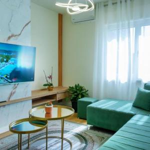 Chic Apartament