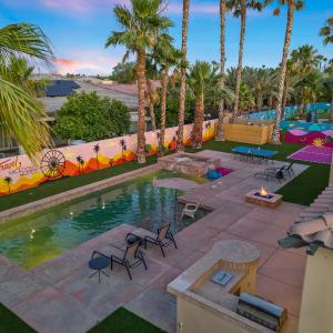 Luxurious Villa Living in Indio w Pool Spa