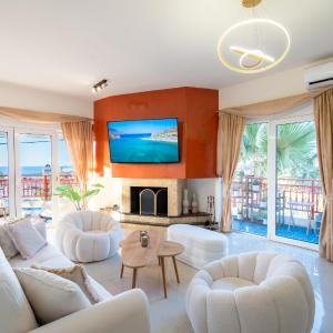 VDG Luxury Seafront Residence