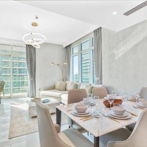 Tropical Home w Private Beach in Emaar Beachfront