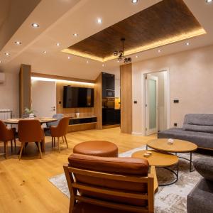 Luna penthouse
