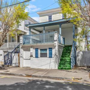 9 Bedroom, 14 Beds House Great for Big Groups Near Boardwalk, Tropicana