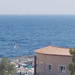 Duplex apartment with beautiful sea view