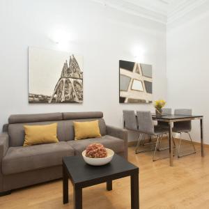 Gran Via Apartment