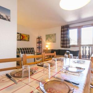 Résidence La Maison Tresallet - Appartement au coeur de la station de Montchavin MAE-4814