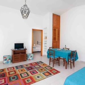 Sea house in the heart of Santa Lucia