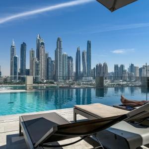 Dubai Marina Harbour View 2BR with Beach Access